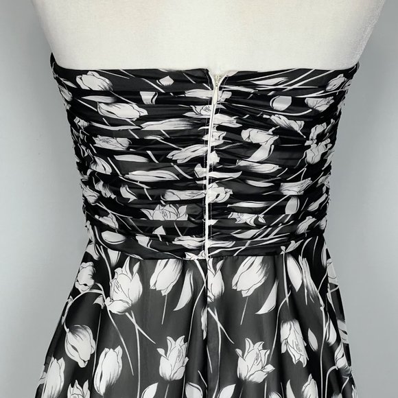 White House Black Market Strapless Cocktail Dress Tulip Floral Print size 6 - Picture 5 of 9